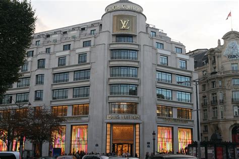 louis vuitton champs elysees|louis vuitton champs elysees appointment.